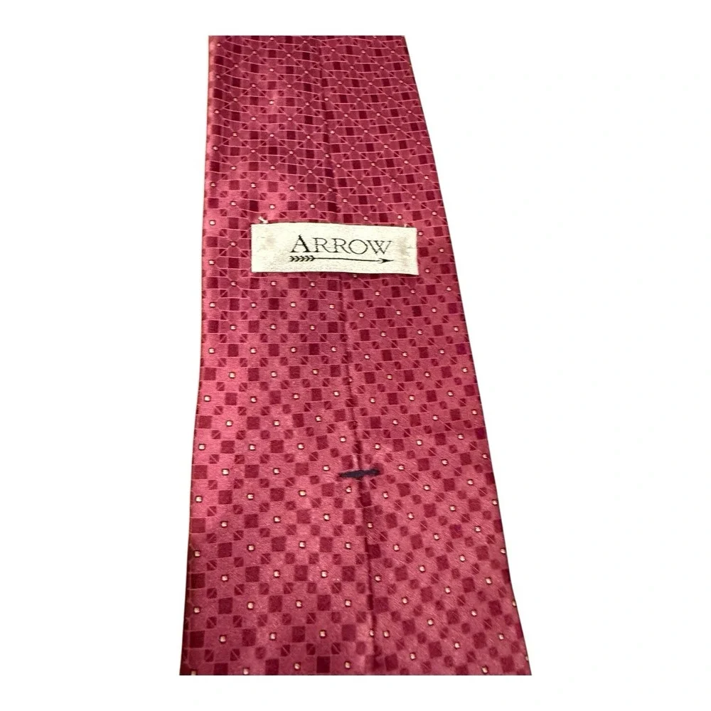 Arrow Silk Tie Pink 